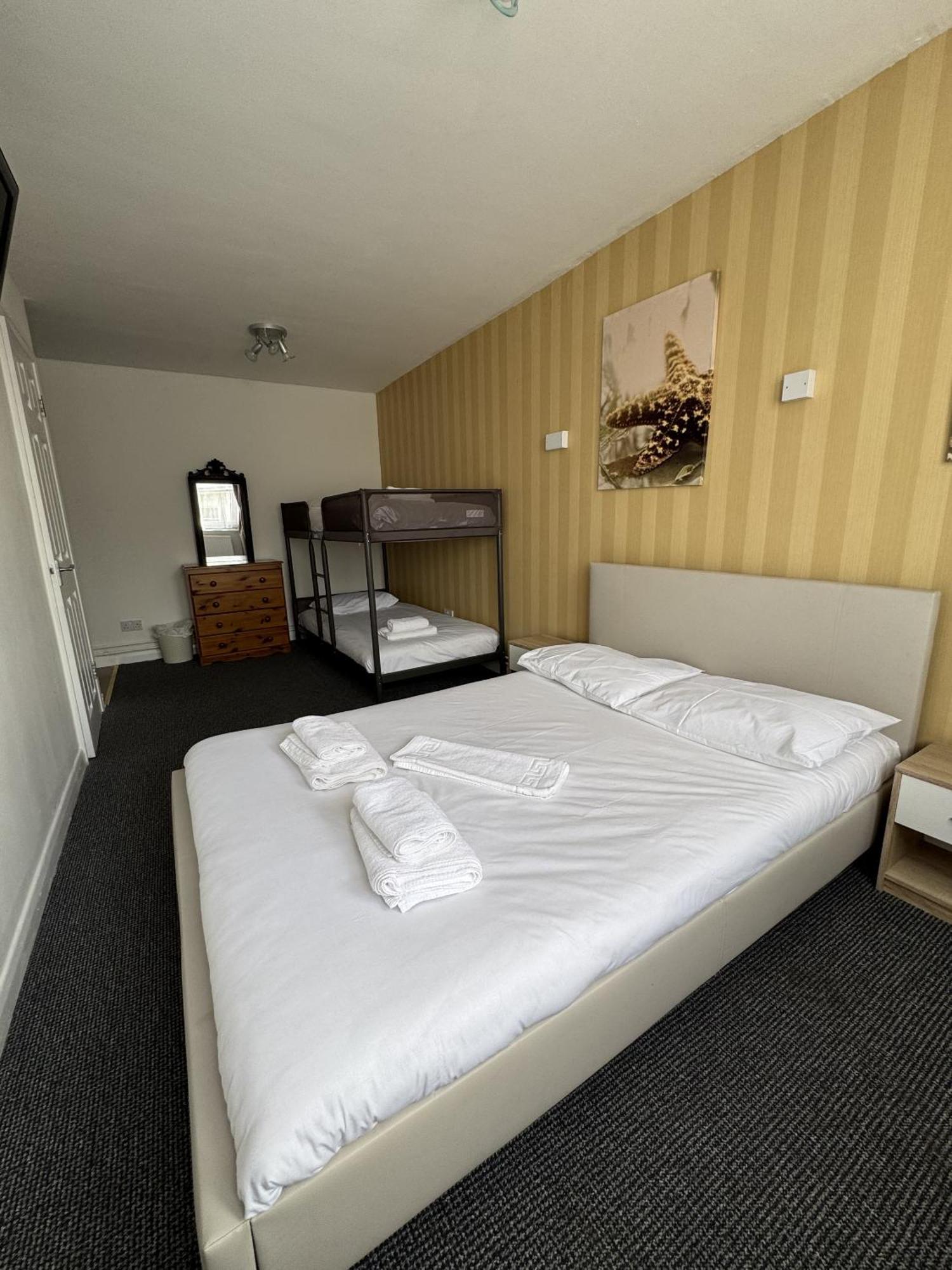 Carlton Court Hotel Истбурн Экстерьер фото