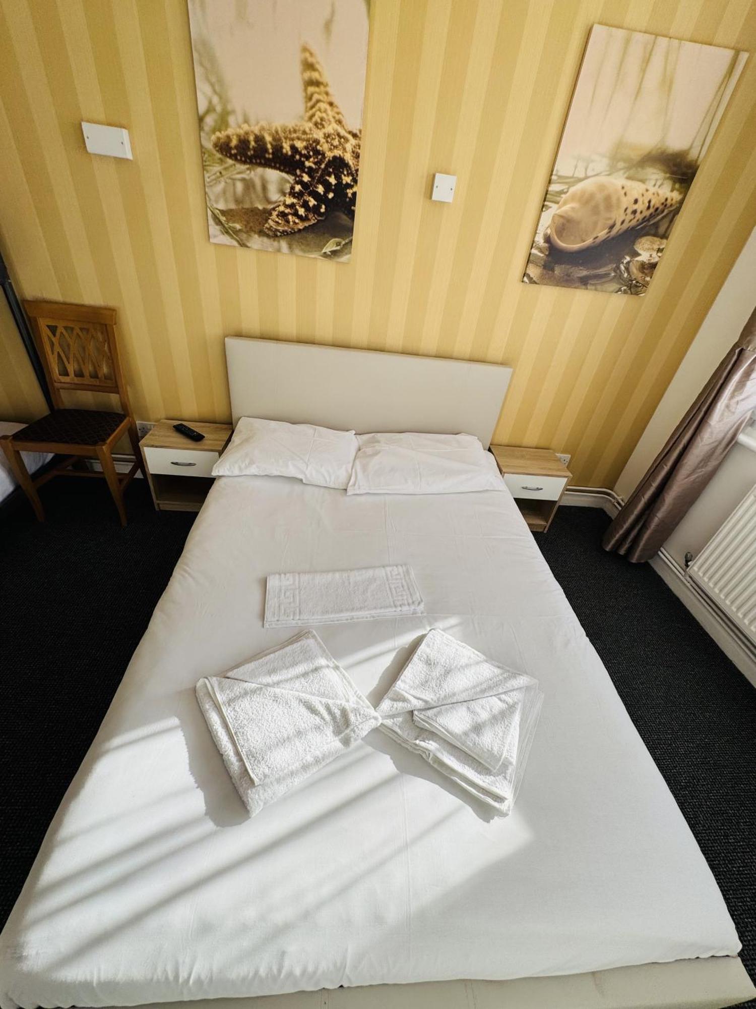 Carlton Court Hotel Истбурн Номер фото