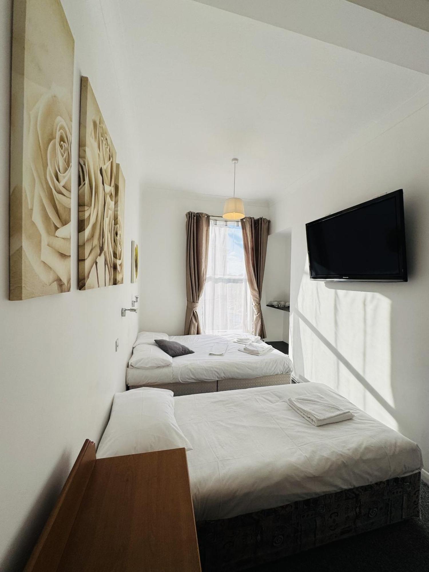 Carlton Court Hotel Истбурн Номер фото