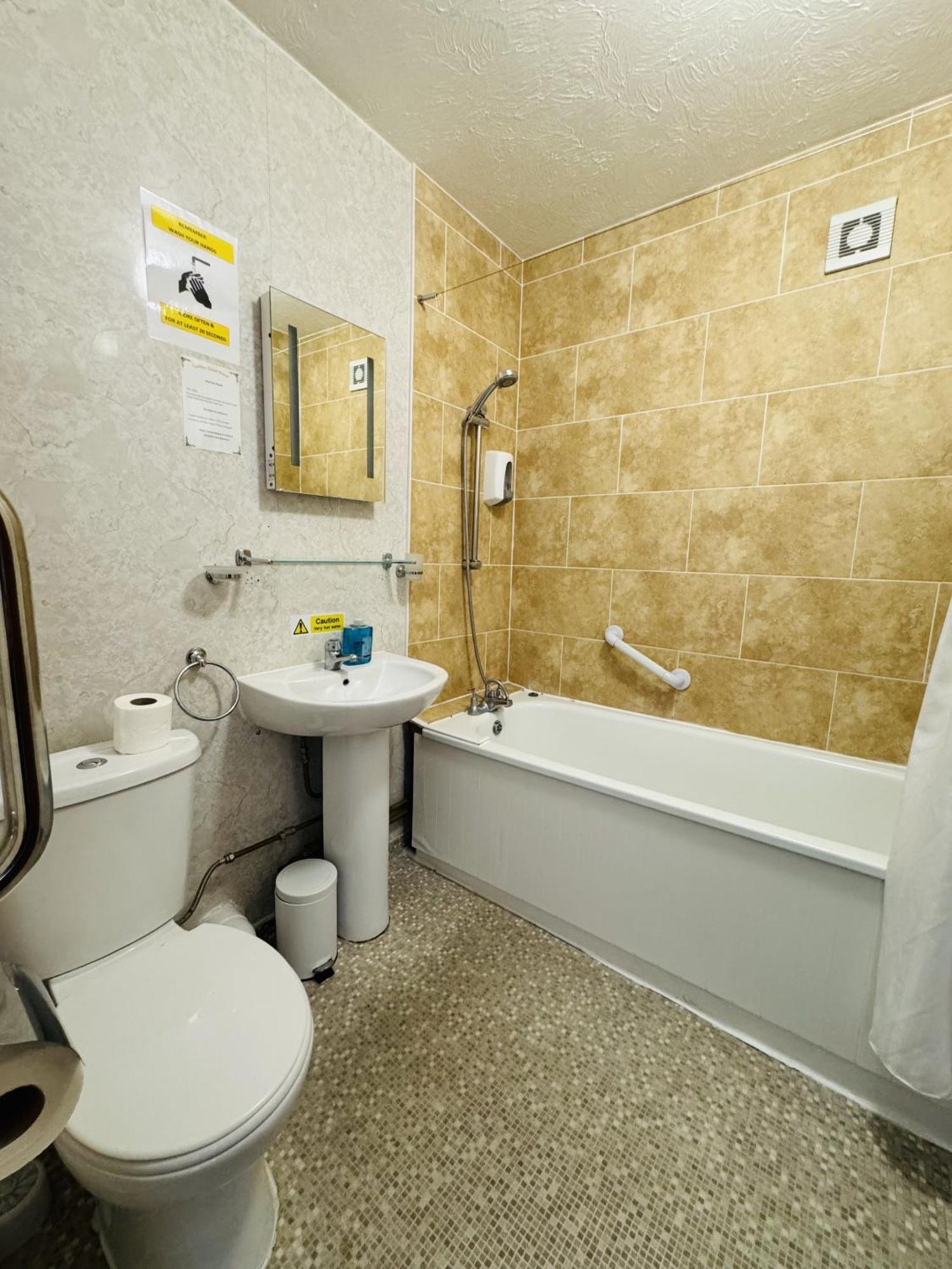 Carlton Court Hotel Истбурн Номер фото
